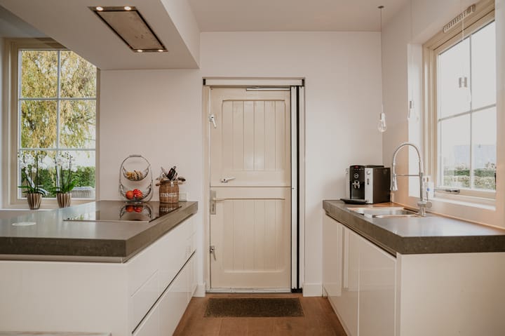 Photo 9 of Brouwersstraat 38