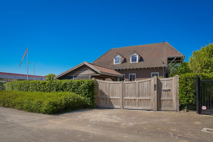 Photo 45 of Brouwersstraat 38