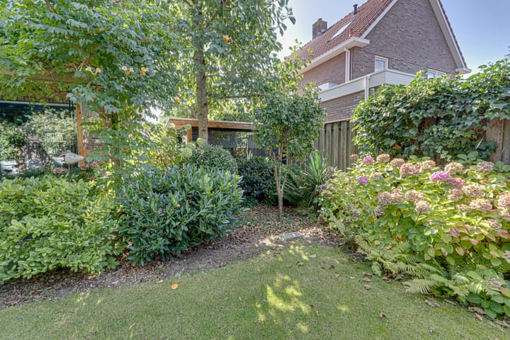 Foto 68 van Tarwestraat 8