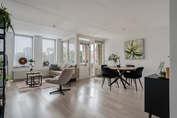 Foto 2 van Helper Brink 8-D