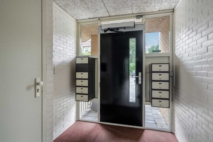 Foto 9 van Helper Brink 8-D