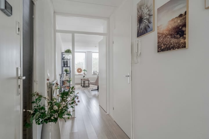 Foto 13 van Helper Brink 8-D