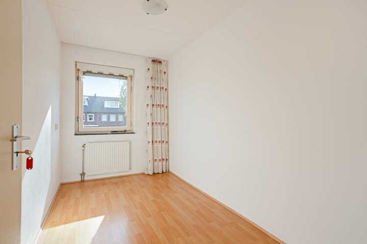 Photo 21 of Kospad 31