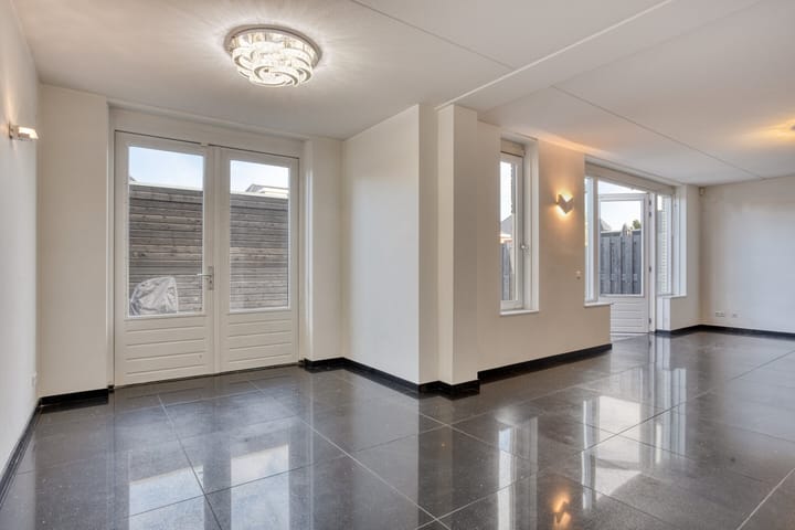 Foto 10 van Abdis Evastraat 17