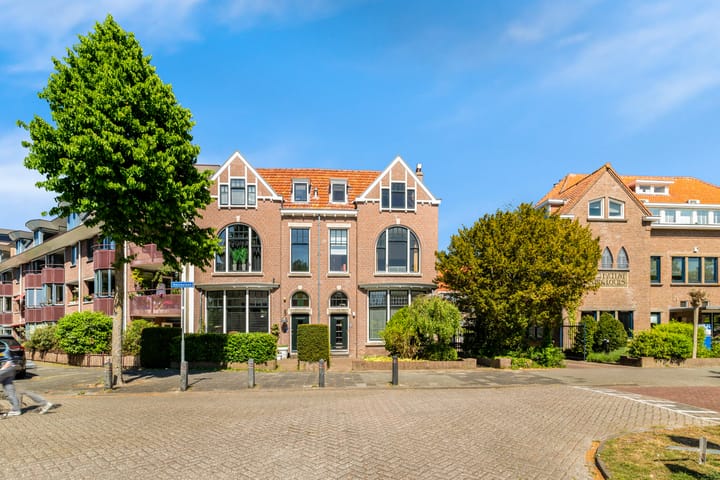 Photo 7 of Nassaulaan 32