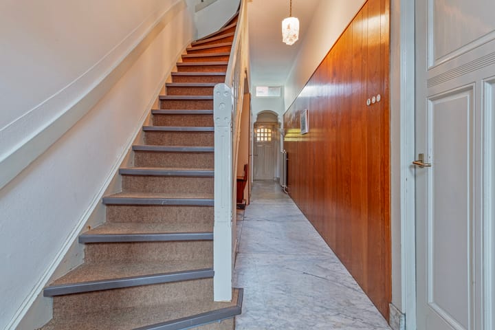 Photo 11 of Nassaulaan 32