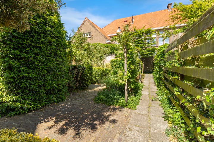 Photo 22 of Nassaulaan 32