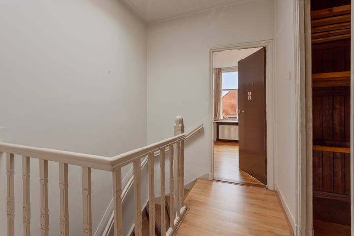 Photo 41 of Nassaulaan 32