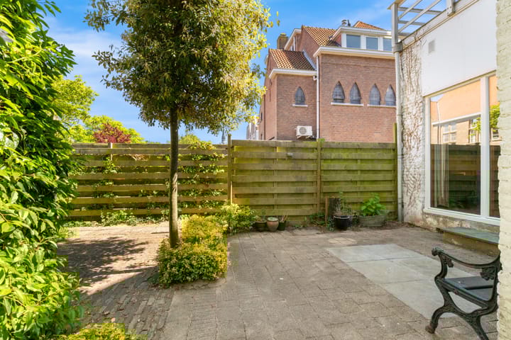 Photo 25 of Nassaulaan 32