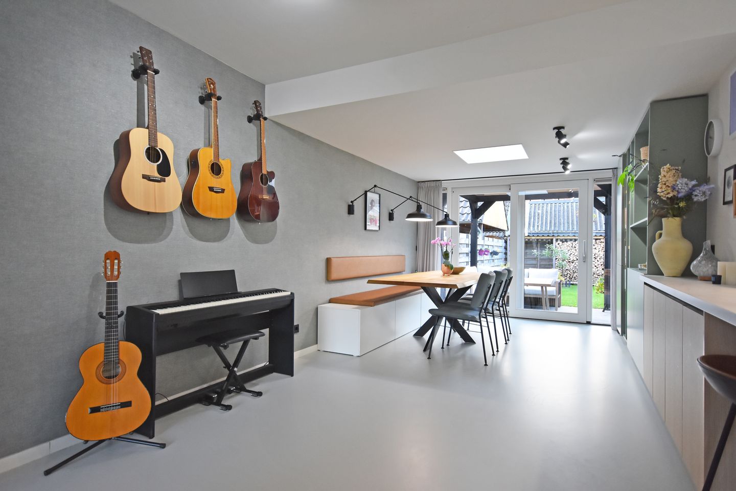 Photo 20 of Anthony Fokkerstraat 46