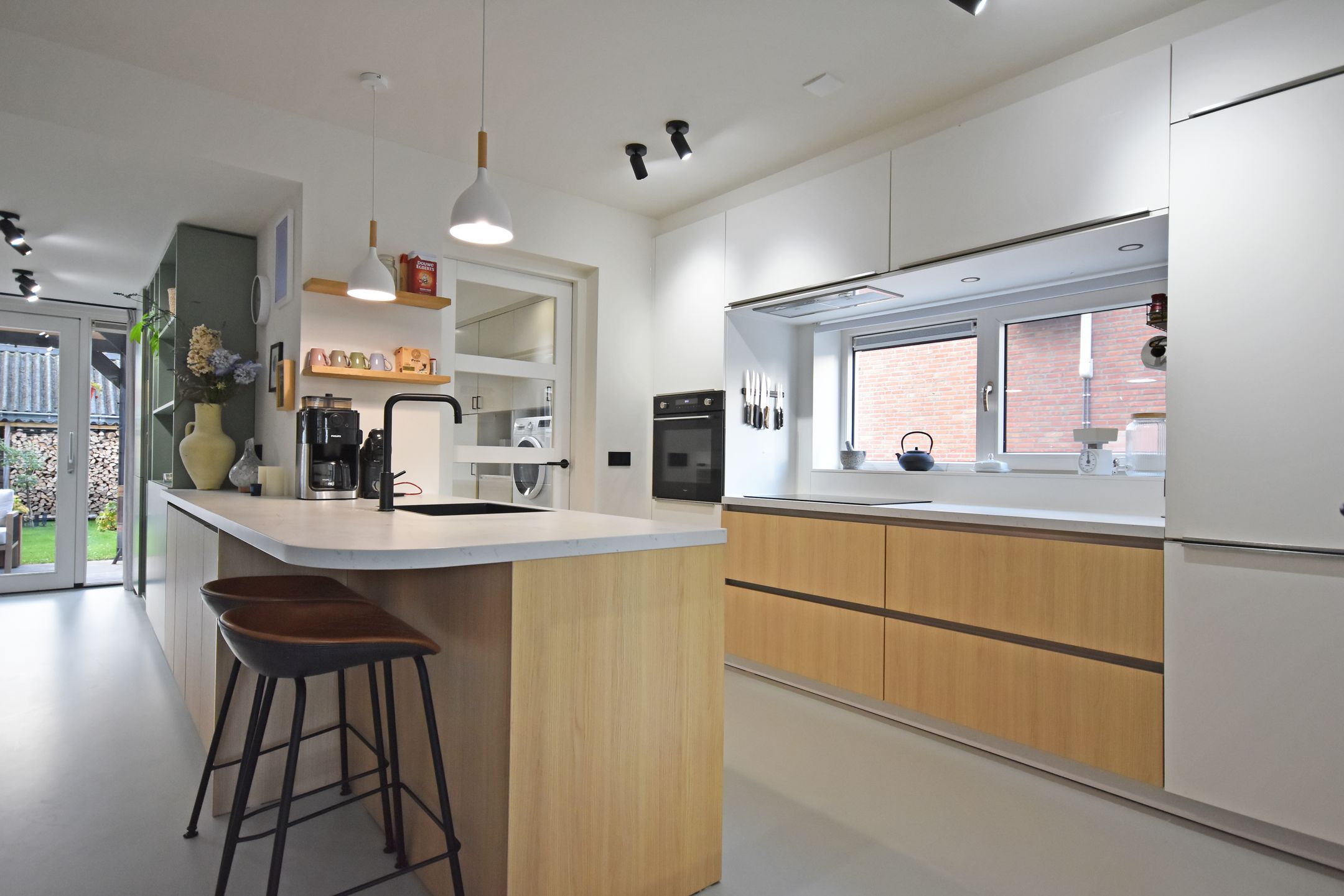 Photo 24 of Anthony Fokkerstraat 46