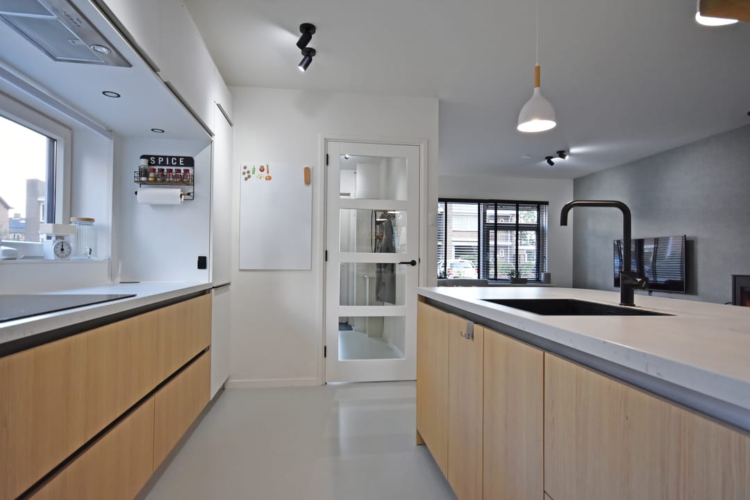 Photo 26 of Anthony Fokkerstraat 46