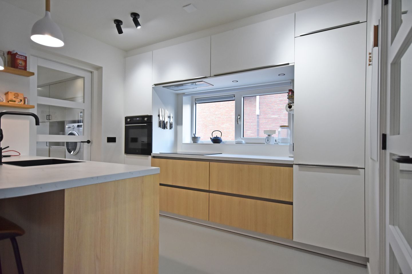 Photo 25 of Anthony Fokkerstraat 46