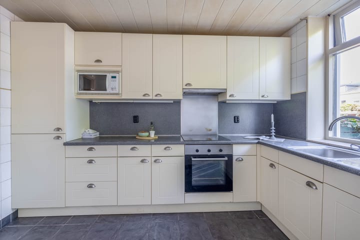 Foto 16 van Delftsestraatweg 246