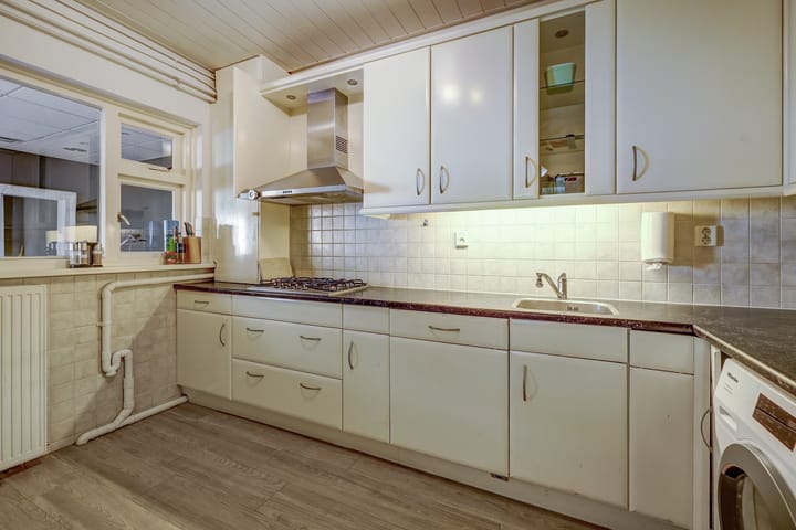 Foto 12 van Haarstraat 3