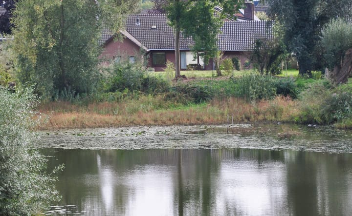 Foto 56 van Wethouder Bruensstraat 2-A