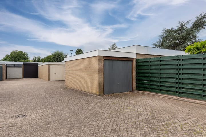 Foto 33 van Burgemeester H Houtkoperlaan 32