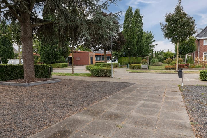 Foto 40 van Burgemeester H Houtkoperlaan 32