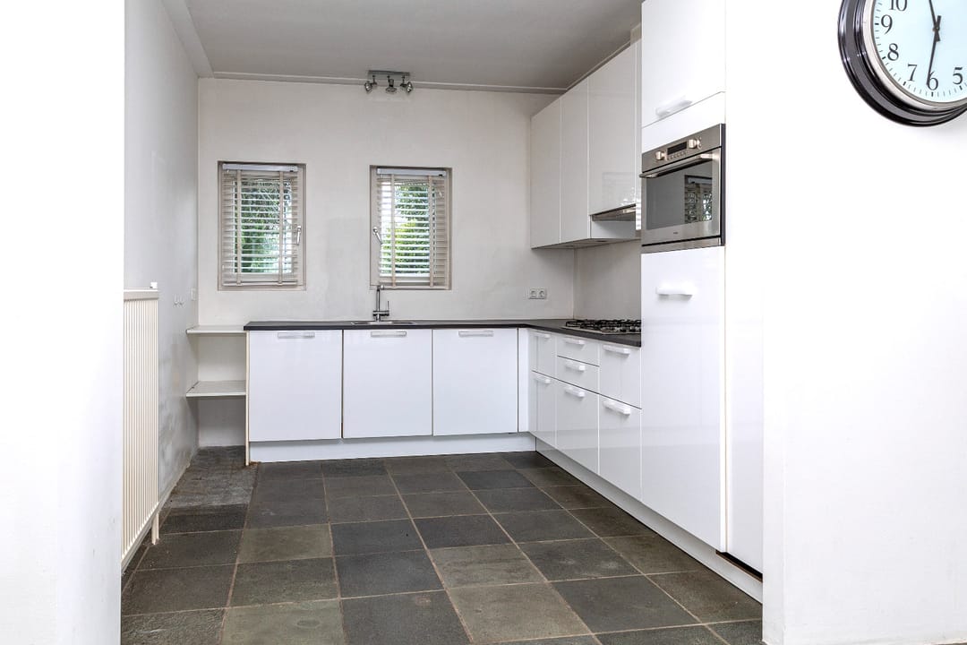 Photo 46 of Burgemeester H Houtkoperlaan 32