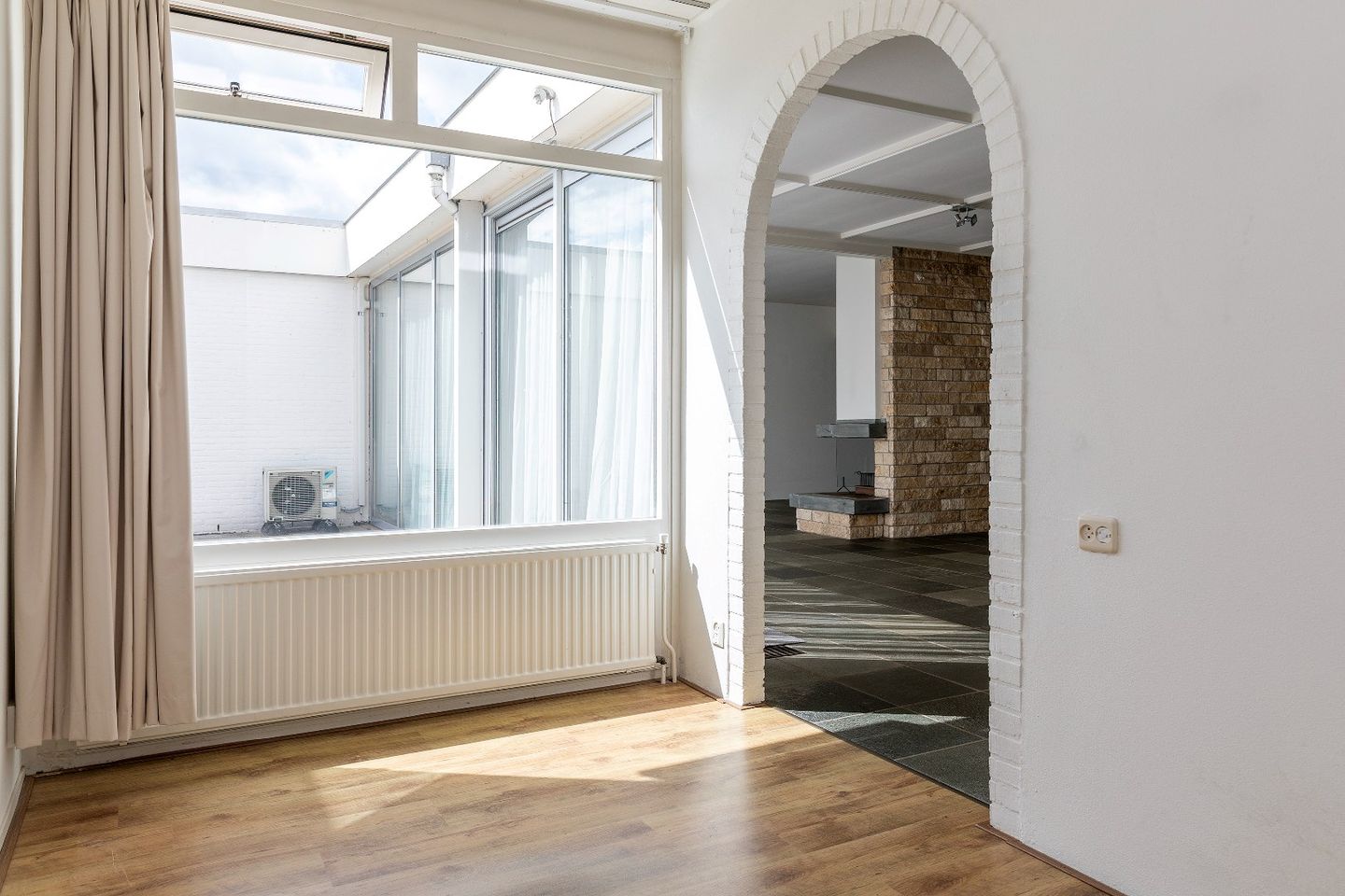 Photo 49 of Burgemeester H Houtkoperlaan 32