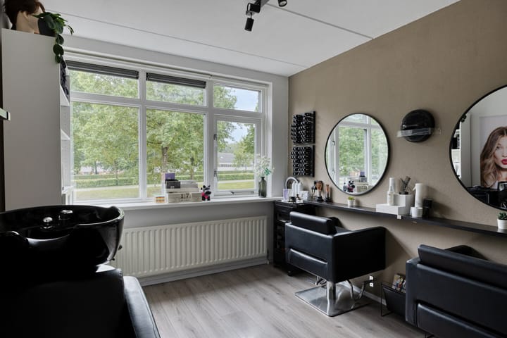 Photo 21 of Jan Steenstraat 47