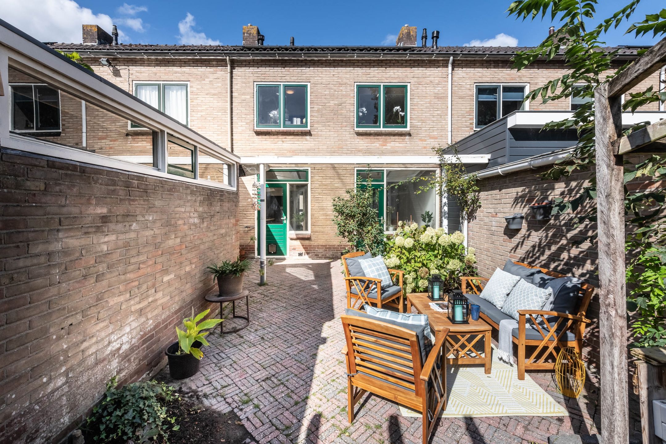 Photo 18 of Voorburgstraat 8