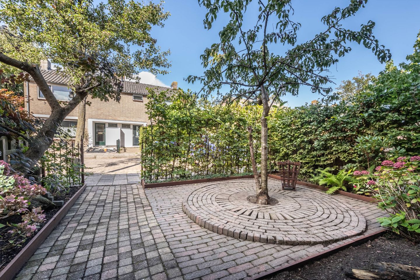 Photo 44 of Voorburgstraat 8