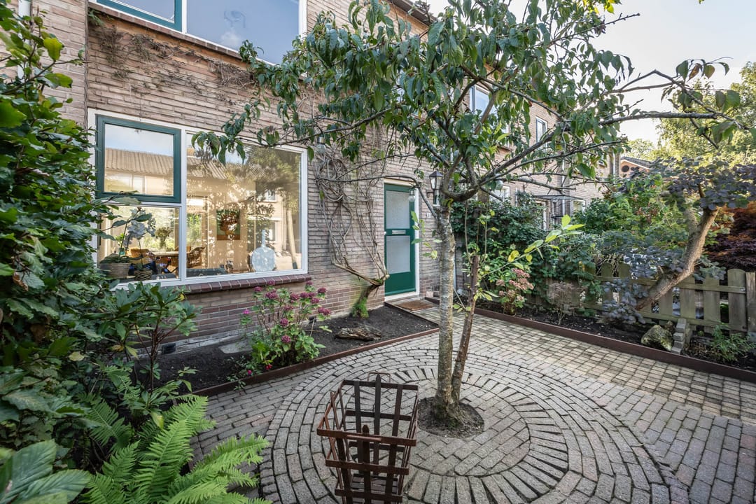 Photo 46 of Voorburgstraat 8