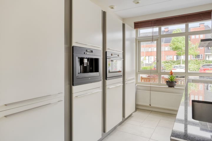 Photo 12 of Christiaan van der Takstraat 74