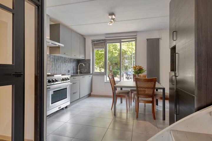 Foto 11 van Zuiderstraat 232