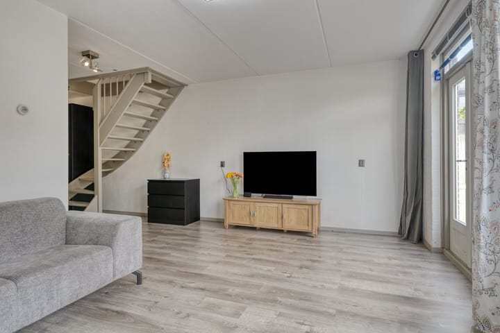 Foto 9 van Zuiderstraat 232