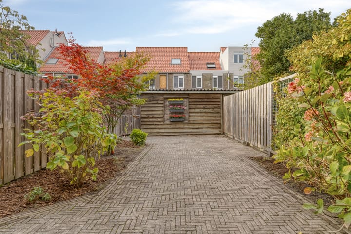 Foto 16 van Zuiderstraat 232