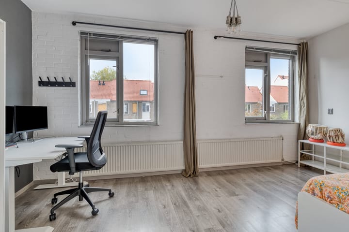 Foto 28 van Zuiderstraat 232