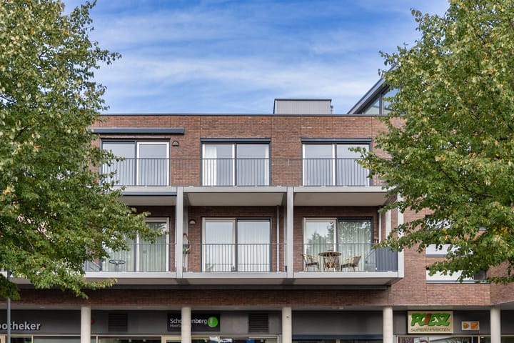 Foto 3 van Peter van Thaborplein 32