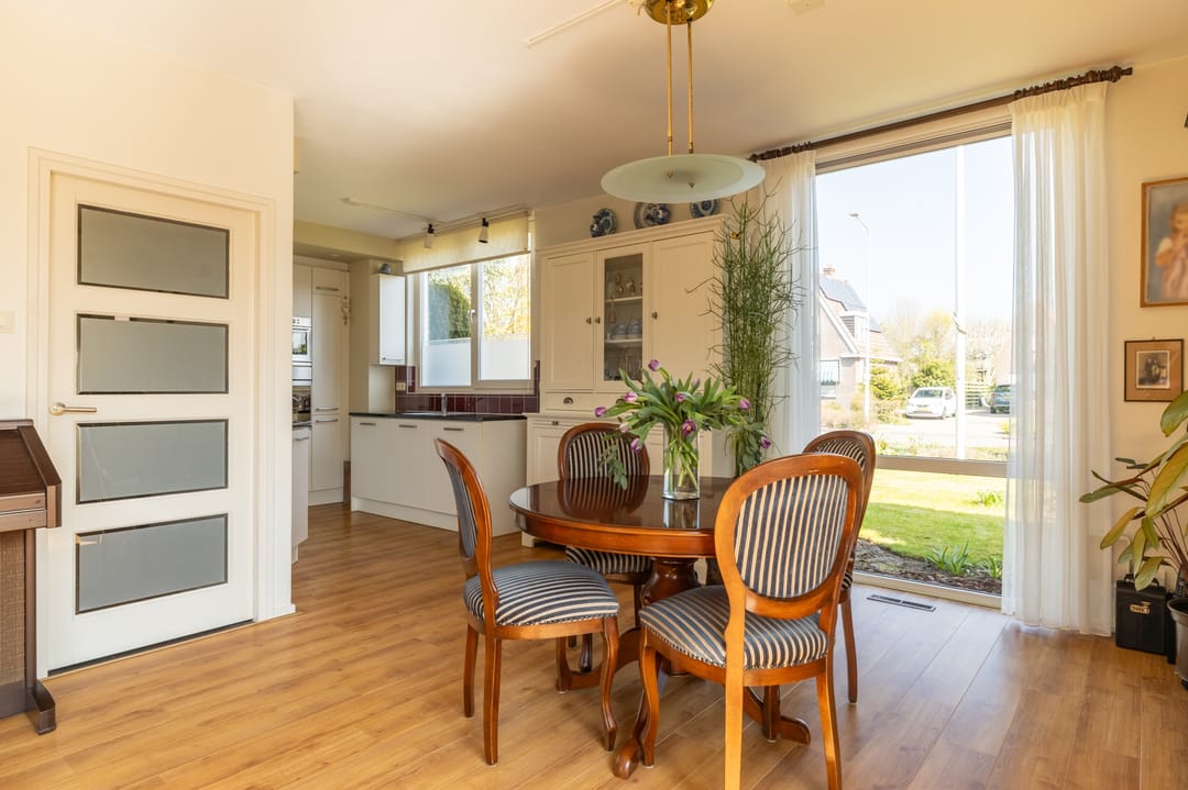 Photo 8 of Wilhelminastraat 49