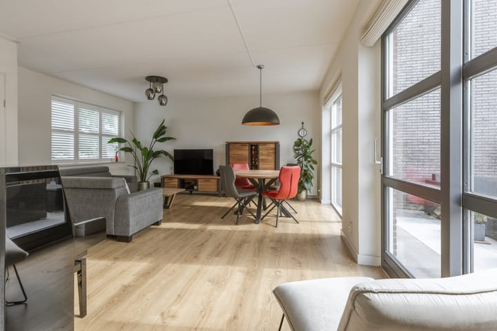 Foto 2 van Phiny Dickgracht 16