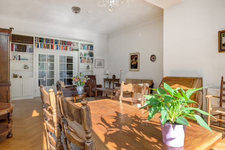 Foto 24 van Heuvelplein 59