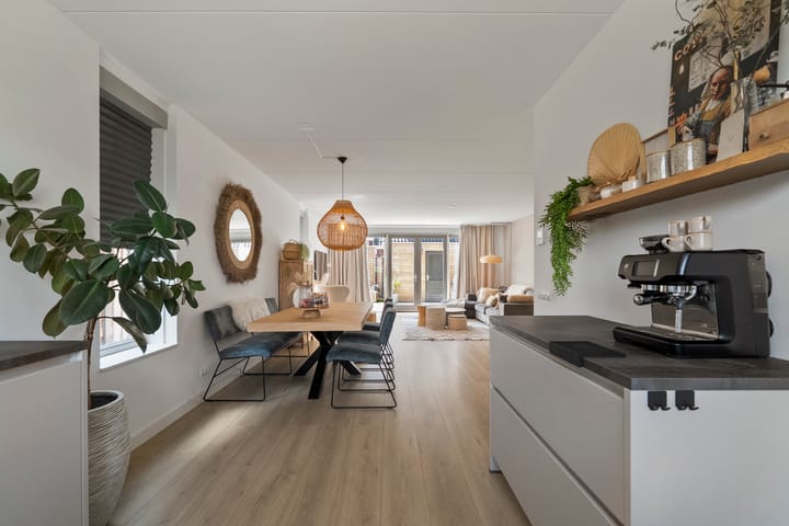 Photo 17 of Sikkel 9