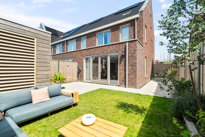 Photo 42 of Sikkel 9