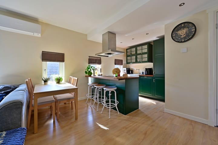 Foto 2 van Middenweg 9-A