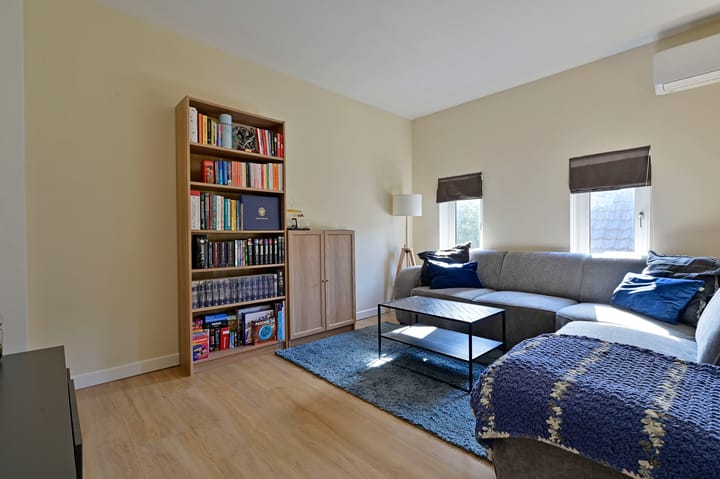 Foto 7 van Middenweg 9-A