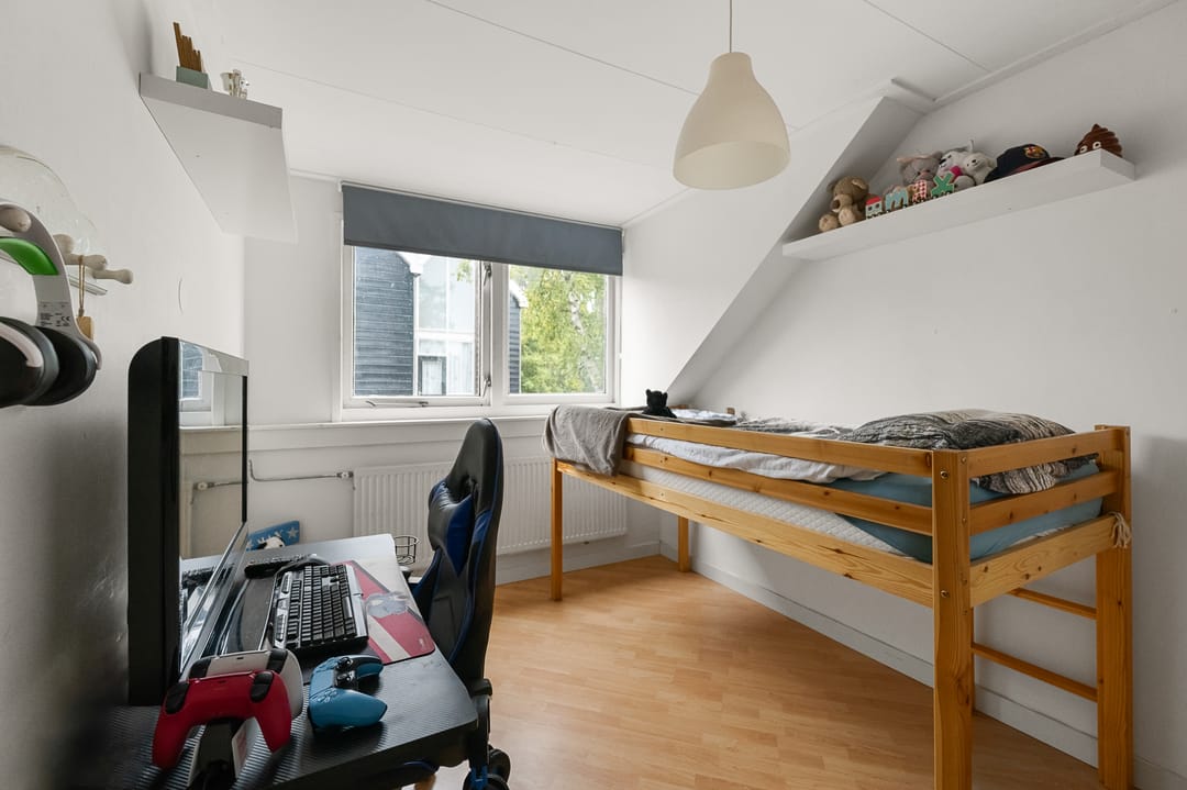 Photo 22 of Weiver 16