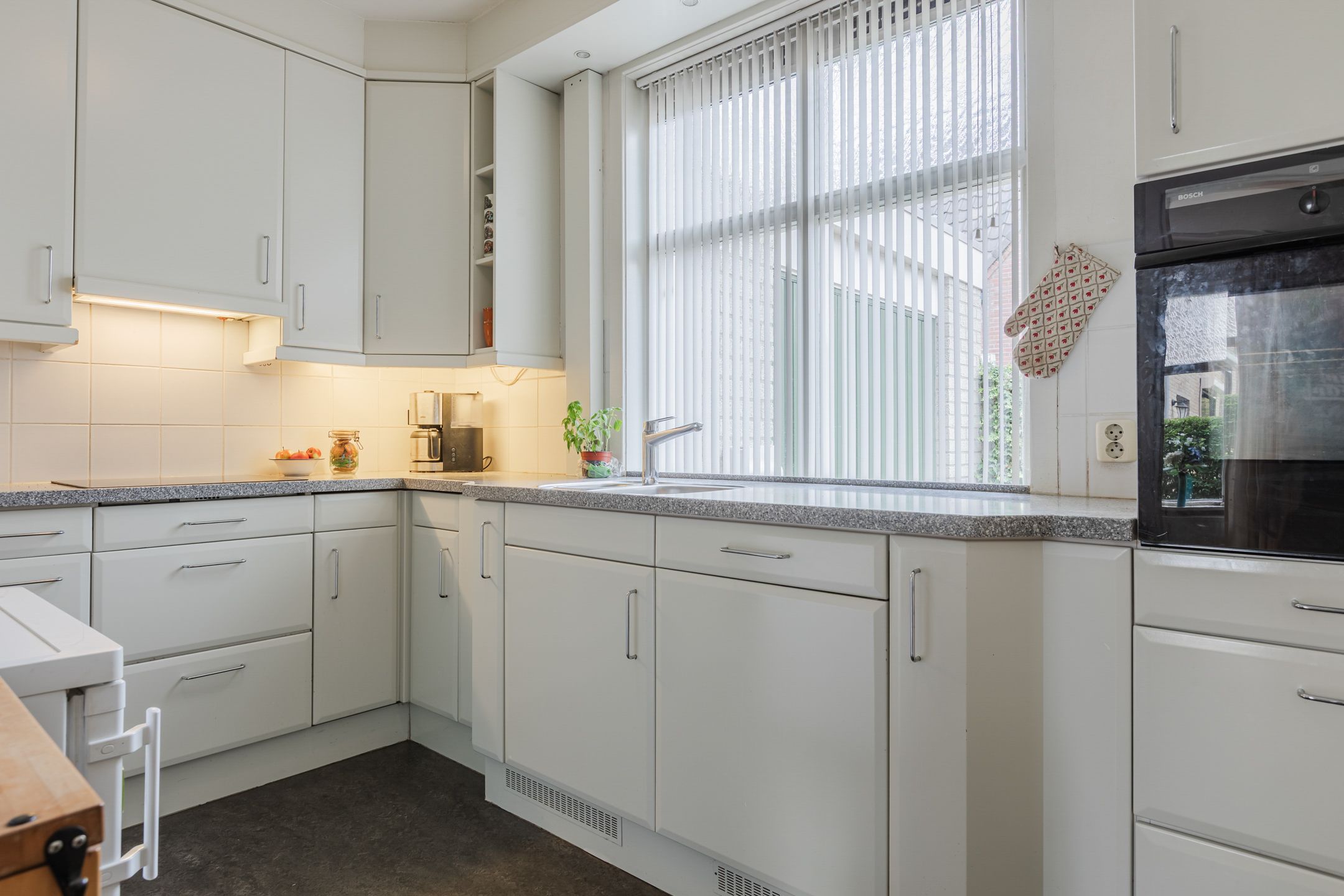 Foto 15 van Liefkeshoek 30