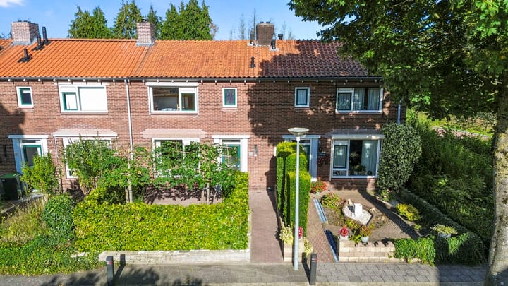 Foto 34 van Lijsterbesstraat 62