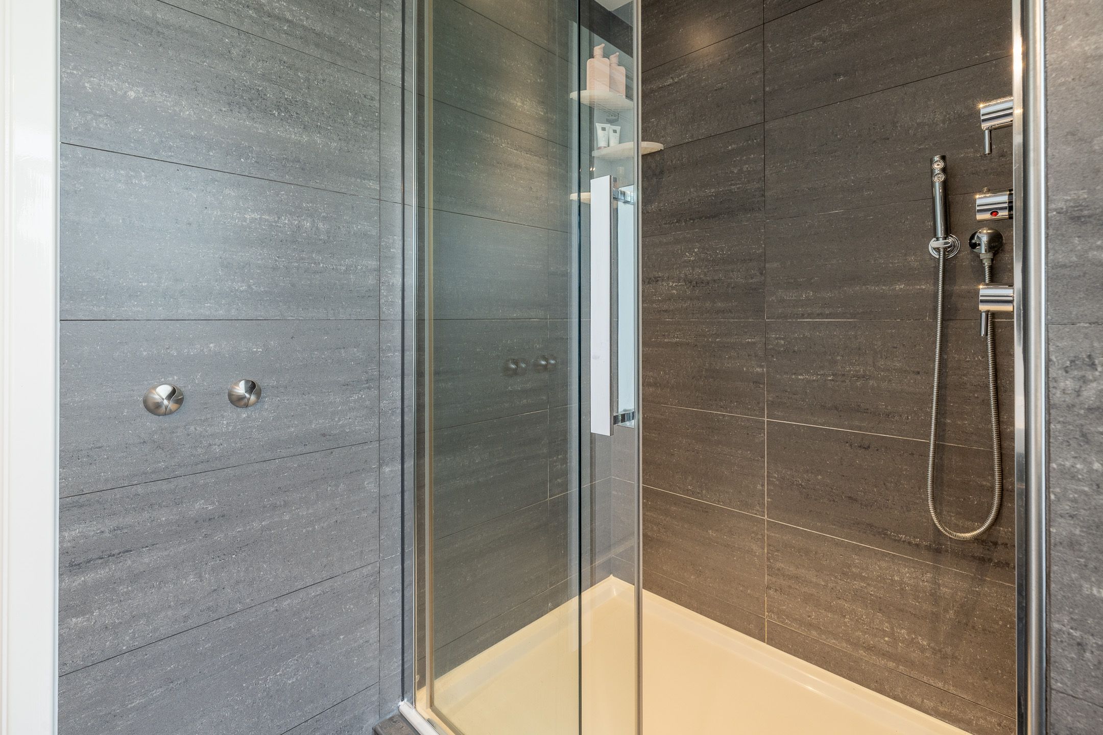 Foto 15 van Zwaluwlaan 111