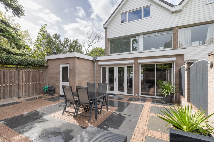 Photo 22 of Zwaluwlaan 111