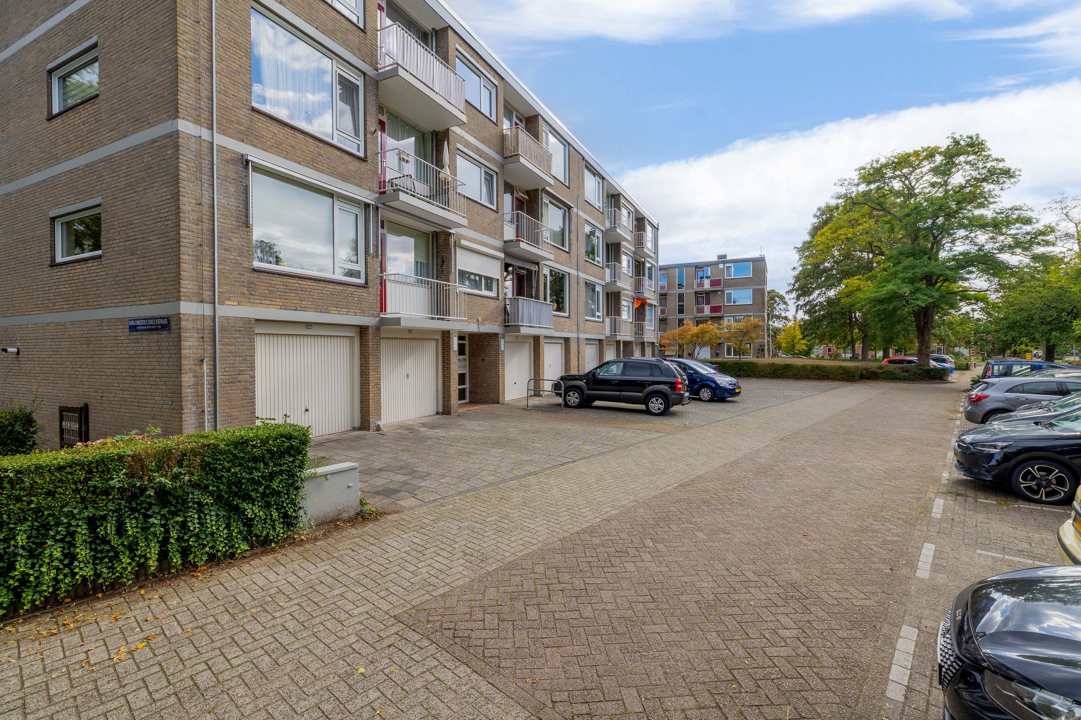 Burgemeester Crezéestraat 141 