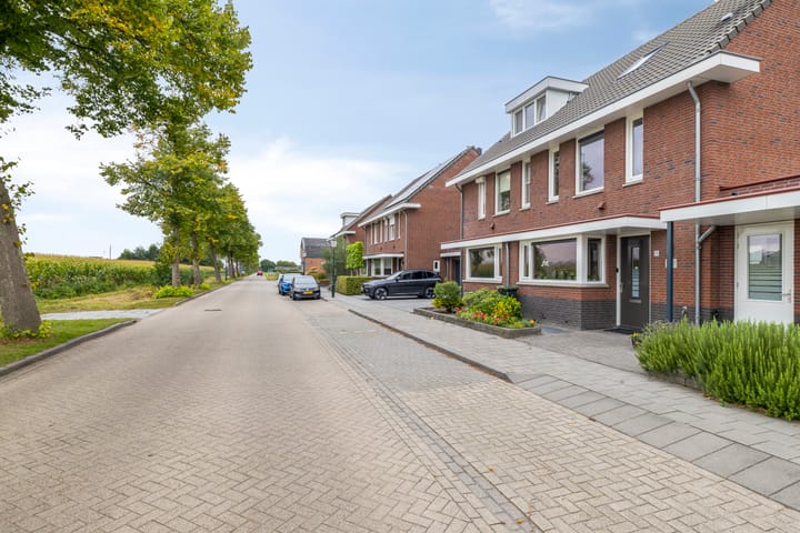 Foto 38 van Meester Janssenweg 17-E