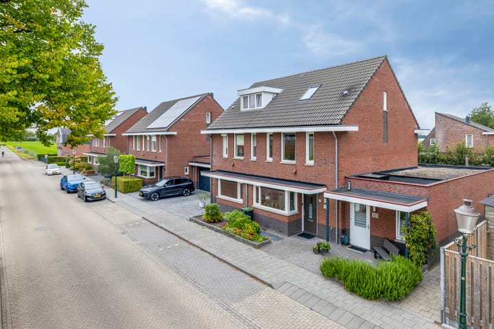 Foto 41 van Meester Janssenweg 17-E