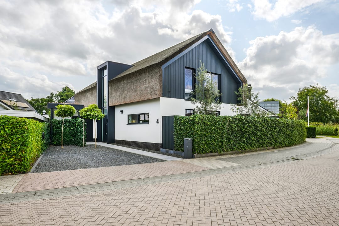 Photo 1 of Hubert van Schonauwenlaan 4